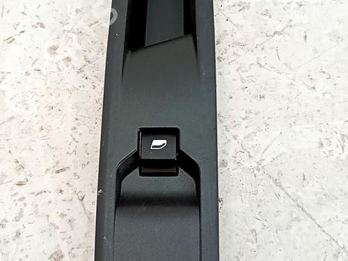 right-front-window-switch-citroen-jumpy-iii-van-v_-2016-35721701 main image
