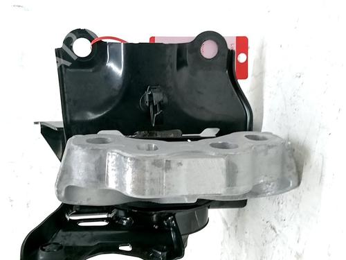 Soporte motor Soporte motor TOYOTA YARIS (_P21_, _PA1_, _PH1_) 1.6 GR 4WD (GXPA16) (261 hp) 35807646 35807646