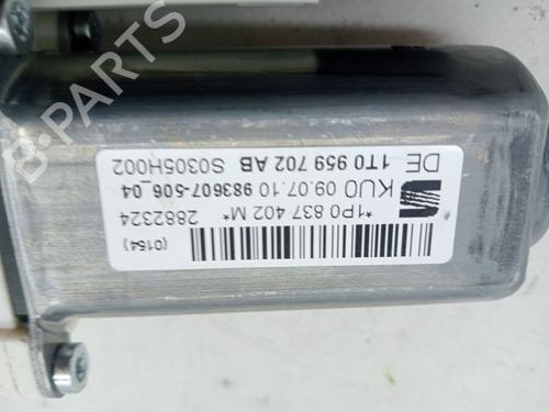 Right front window motor SEAT LEON (1P1) 1.2 TSI | BP23354780E20 
