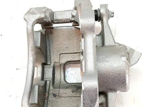 Used Left front brake caliper Left front brake caliper FIAT 600e / 600 (365_, 364_) Mild Hybrid (136 hp) 33762049 33762049