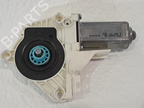 Left front window motor SEAT LEON (1P1) 1.6 | BP23977539E21 