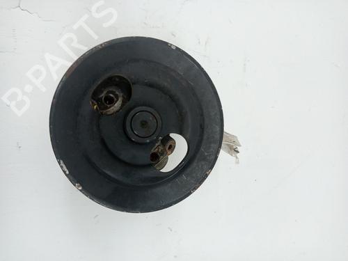 Pompe de direction assistée MITSUBISHI PAJERO I (L04_G, L14_G) 2.5 TD (L044G, L049G) (87 hp) 24402620