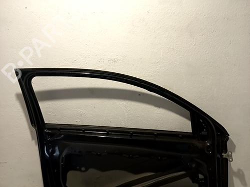 Used Left front door VOLVO C30 (533) 2.0 D (136 hp) 29744991