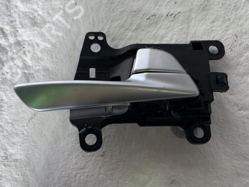 front-right-interior-door-handle-hyundai-tucson-tl-tle-2015-2016-2017-2018-2019-2020-2021-2022-2023-32258113 main image