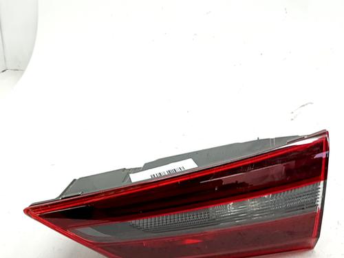 Feu de coffre droit OPEL ASTRA L Sports Tourer (OV5) 1.6 Plug-In Hybrid (F4DGXT) (181 hp) 32108103