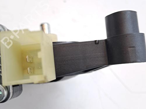 Right front window motor SEAT LEON (5F1) 1.5 TGi | BP23362778E20