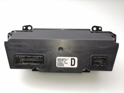 AC Styreenhet / Manøvreringsenhet HONDA CIVIC VIII Hatchback (FN, FK) 2.2 CTDi (FK3) (140 hp) 23651579