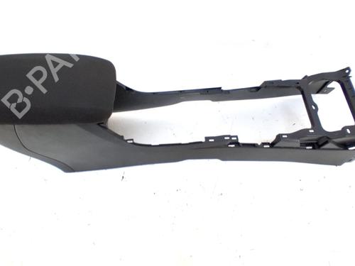 Consola central Consola central TOYOTA COROLLA Estate (_E21_) 1.8 Hybrid (ZWE211W) (122 hp) 33765770 33765770