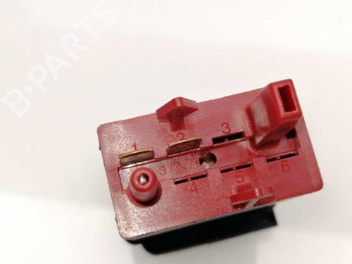 Display SEAT LEON (1M1) 1.9 TDI (150 hp) 23651237