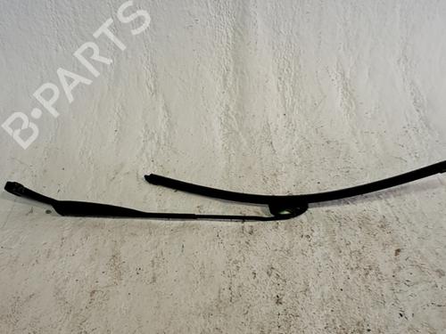 Used Front windshield wiper arm JEEP GRAND CHEROKEE II (WJ, WG) 4.0 4x4 (190 hp) 32042253