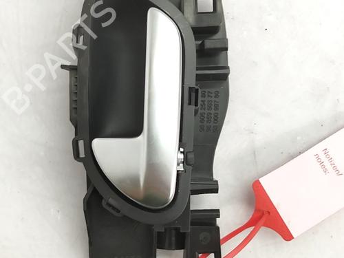 Used Rear left interior door handle Rear left interior door handle 37591982 37591982