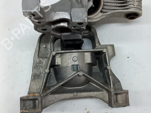 Used Engine mount Engine mount CITROËN SPACETOURER Bus (V_) 2.0 BlueHDi 180 (178 hp) 33761700 33761700