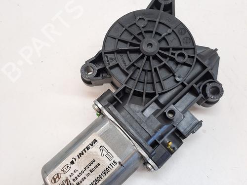 Left front window motor HYUNDAI ELANTRA VI Saloon (AD, ADA) 1.6 | BP23286849E21 