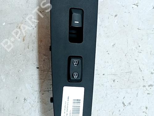 Used Right front window switch KIA SPORTAGE III (SL) 1.7 CRDi (116 hp) 29229286