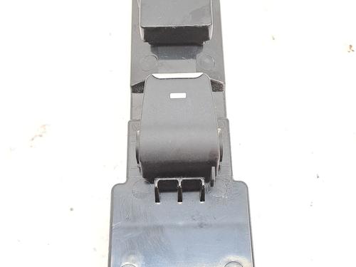 Used Right rear window switch HYUNDAI TUCSON (TL, TLE) 1.6 CRDi hybrid 48V (136 hp) 28975444