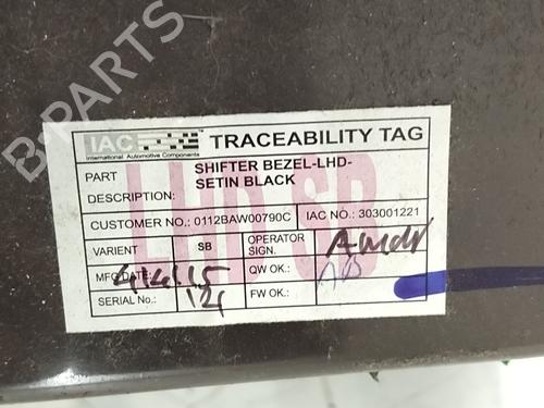 Armrest / Center console MAHINDRA XUV500 2.2 CRDe | BP38437572I20 - Image 2