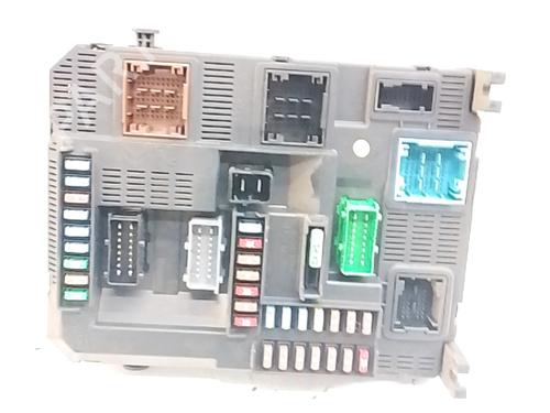 Used Fuse box Fuse box 37688044 37688044