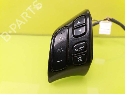 Steering wheel controls MAZDA 6 Station Wagon (GY) 2.0 DI (GY19) | BP23378848E15 