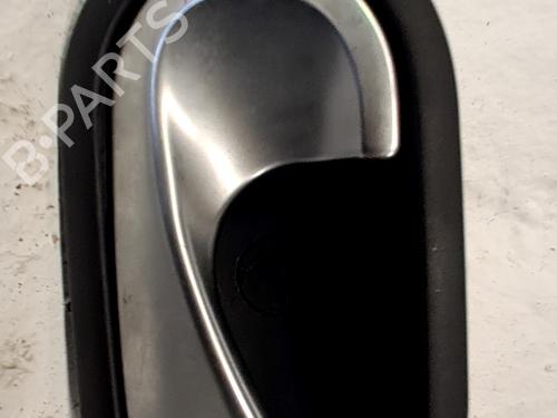 Used Front right interior door handle Front right interior door handle RENAULT TWINGO III (BCM_, BCA_) 0.9 TCe 90 (BCM9, BCM2) (90 hp) 33765722 33765722