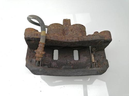 Used Right front brake caliper NISSAN NAVARA NP300 Pickup (D23, D23T) 2.3 dCi 4x4 (D231) (163 hp) 23386908