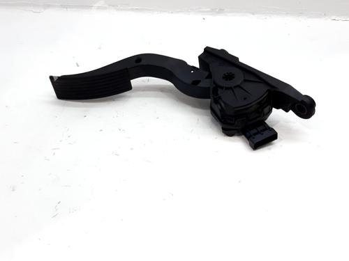 Pedal HYUNDAI i20 III (BC3, BI3) 1.0 T-GDI (101 hp) 32105218
