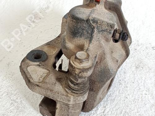 Right front brake caliper HYUNDAI SANTA FÉ I (SM) 2.0 CRDi 4x4 | BP29992552M104