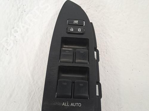 Used Left front window switch TOYOTA PRIUS (_W3_) 1.8 Hybrid (ZVW30) (136 hp) 23289562