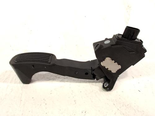 Pedal TOYOTA AURIS Estate (_E18_) 1.8 Hybrid (ZWE186_, ZWE186R, ZWE186H) | BP32042316I4 