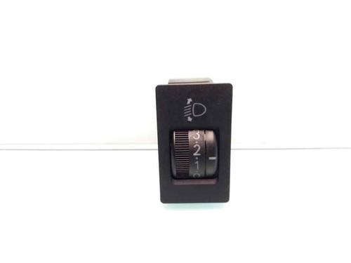 Commande de phare TOYOTA RAV 4 II (_A2_) 2.0 D 4WD (CLA20_, CLA21_, CLA20R, CLA21R) | BP23376524I24 