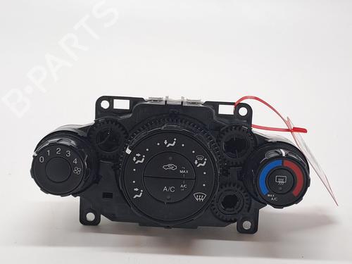 AC Styreenhet / Manøvreringsenhet FORD FIESTA VI (CB1, CCN) 1.25 (82 hp) 27461284
