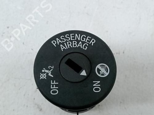 Used Switch Switch BMW 1 (F40) 118 d (150 hp) 40549834 40549834