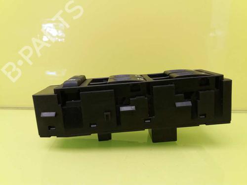 Left front window switch JEEP GRAND CHEROKEE I (ZJ, ZG) 4.0 i 4x4 (Z) | BP26315669I27 