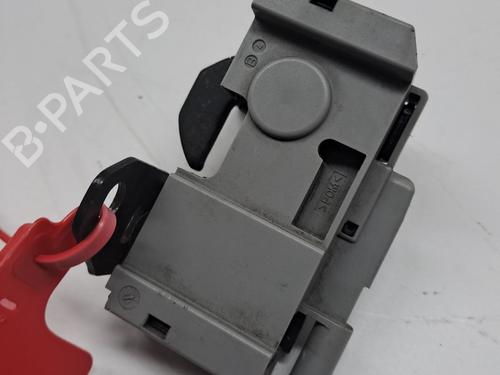 Used Hood lock MERCEDES-BENZ C-CLASS Coupe (C205) C 220 d (205.304) (170 hp) 23943745