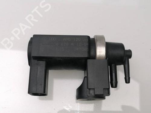 Used Secondary air pump AUDI A8 D3 (4E2, 4E8) 4.2 quattro (335 hp) 23938433