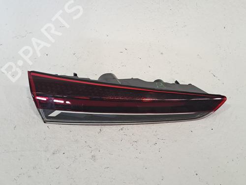 Venstre baglygte bagklap RENAULT CAPTUR II (HF_) TCe 140 (HFN0) (140 hp) 25834317