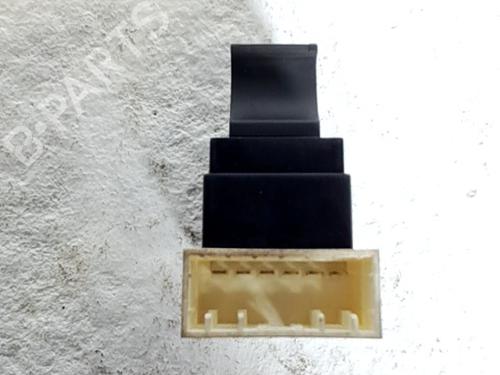 Right rear window switch CHEVROLET EPICA (KL1_) 2.5 | BP29992380I28 