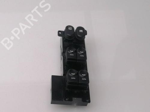 Used Left front window switch HYUNDAI i30 (FD) 1.6 CRDi (116 hp) 25131106