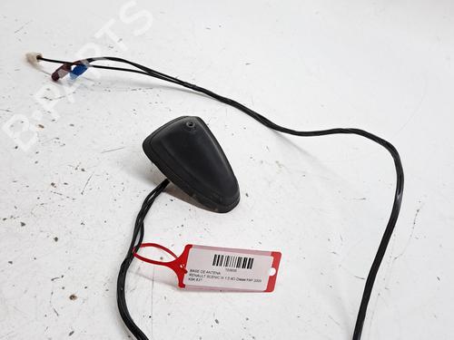 Antena/Base RENAULT MEGANE II Saloon (LM0/1_) 1.5 dCi (LM0F, LM0T, LM2B) (82 hp) 28037719