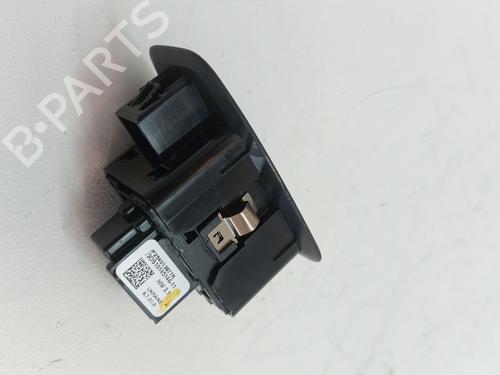 Right front window switch RENAULT CLIO V (B7_) 1.0 TCe 90 (B7MT) | BP26168899I26