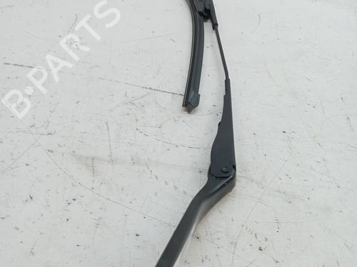 Used Front windshield wiper arm BMW 1 (E87) 118 d (143 hp) 23350924