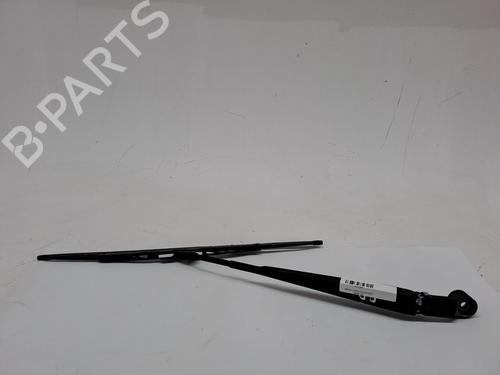 Used Front windshield wiper arm MITSUBISHI PAJERO PININ I (H6_W, H7_W) 1.8 (H76W, H66W) (114 hp) 23975435