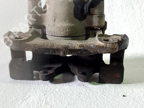 right-front-brake-caliper-bmw-3-touring-e46-1999-2000-2001-2002-2003-2004-2005-33764933 main image