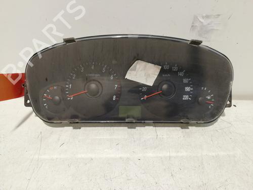 Used Instrument cluster HYUNDAI ELANTRA III Saloon (XD) 1.6 (107 hp) 25986638