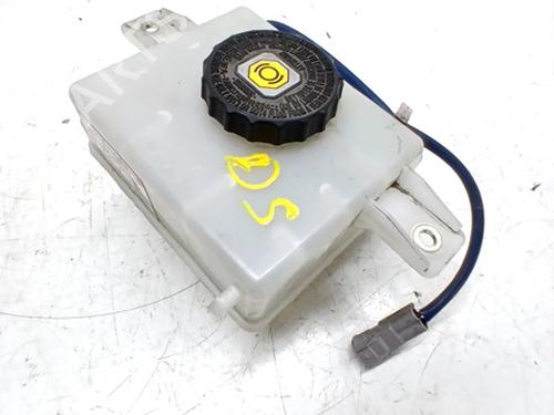 Brake master cylinder LEXUS CT (ZWA10_) 200h (ZWA10_, ZWA10R) | BP30772118M77