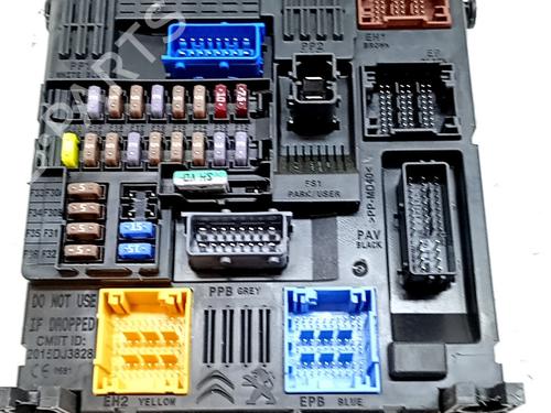 Used Fuse box Fuse box DS DS 7 (J4_, JC_) E-TENSE 225 (J4DGZU) (224 hp) 33764540 33764540