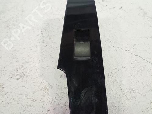 Used Right rear window switch LEXUS IS III (_E3_) 300h (AVE30_, AVE30R) (223 hp) 26315551