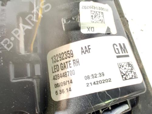 Left tailgate light OPEL ZAFIRA TOURER C (P12) 1.6 CDTI (75) | BP33765556C79 - Image 2