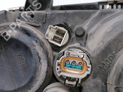 Used Right headlight NISSAN ALMERA II Hatchback (N16) 1.5 (90 hp) 23420538