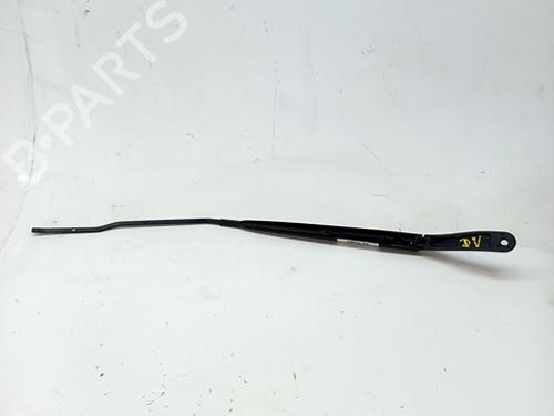 front-windshield-wiper-arm-opel-insignia-b-grand-sport-z18-2017-30622911 main image