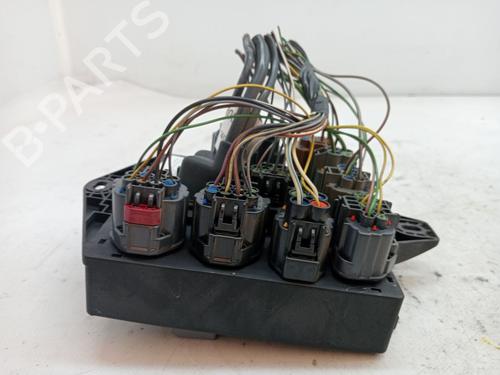 Fuse box JAGUAR XJ (X351) 3.0 SDV6 | BP23359571E1 